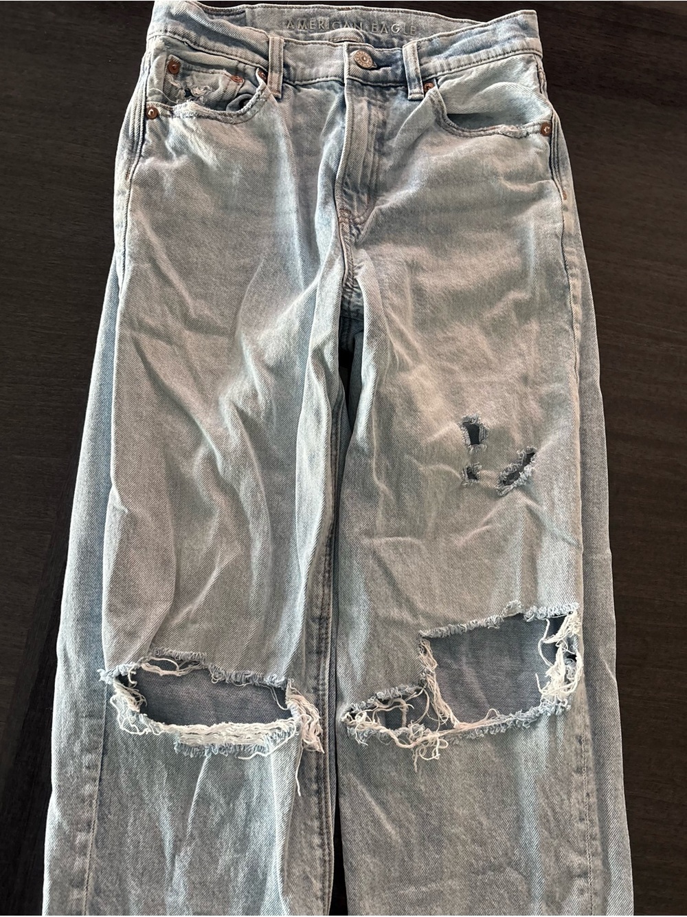 American Eagle Outfitters Light Blue Wide-Leg Distressed Jeans strigid